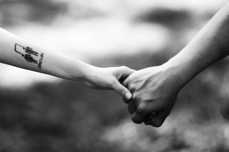 Two Lines, One Story: The Smart Way Couples Are Getting Tattooed Together Without the Regret
